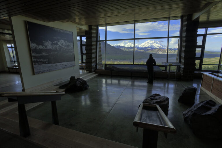 Eielson Visitor Center Tour – Denali National Park Guide